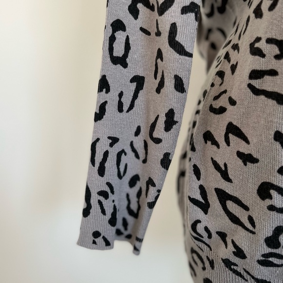 Gray/Black Cheetah Print Sweater - Picture 3 of 6